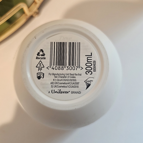 Dove Body Love Silky Body Cream - Picture 4 of 4